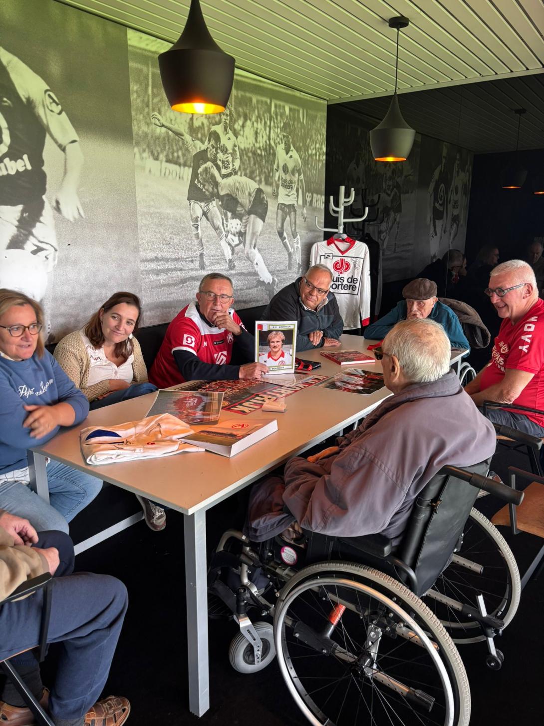 Supporters KV Kortrijk halen samen herinneringen op
