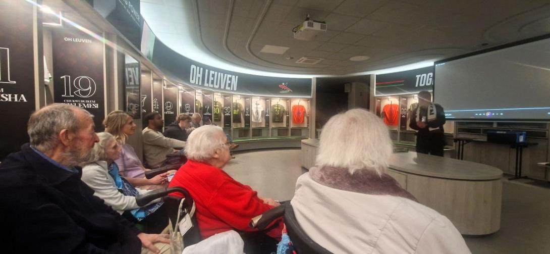 Supporters met dementie in de catacomben van het stadion OH Leuven